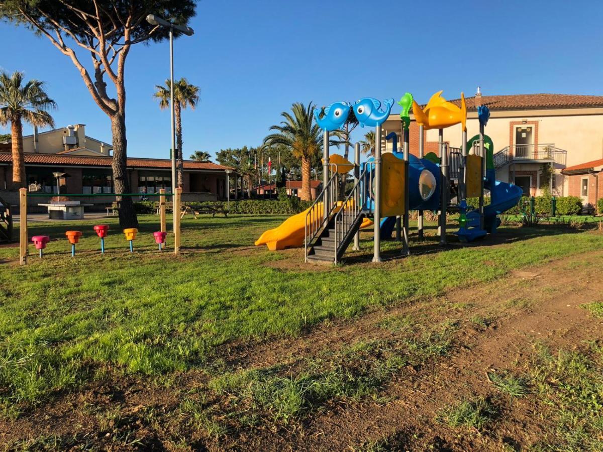 La Cecinella Apartments マリーナ・ディ・チェーチナ エクステリア 写真